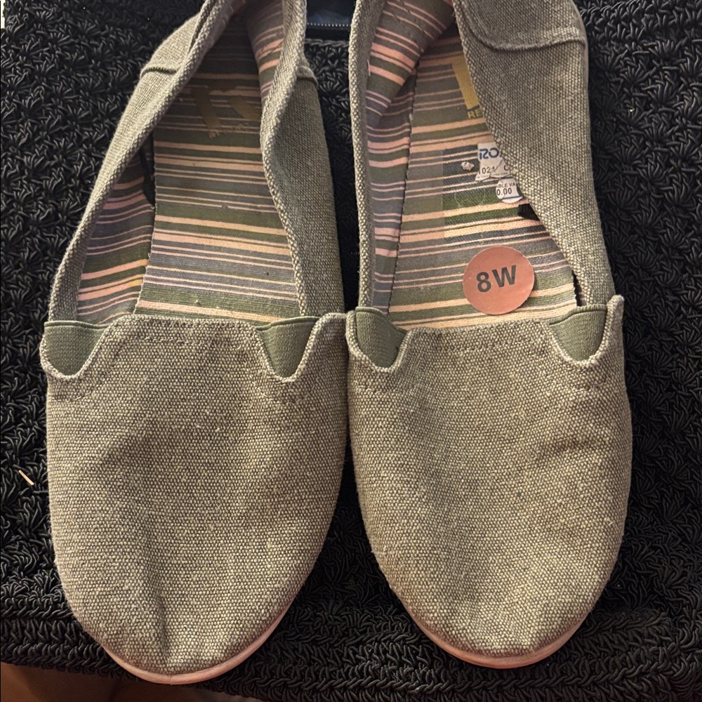 Olive Green Canvas Slip-Ons 8W